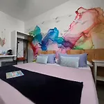 Art 게스트하우스 우엘바